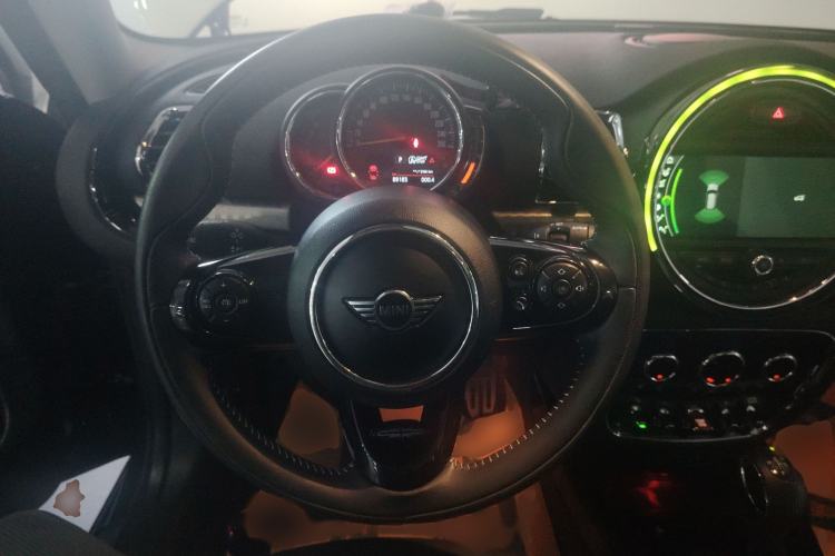 Used  Clubman 2016 Revised Version 1.5T COOPER Connoisseur Edition
