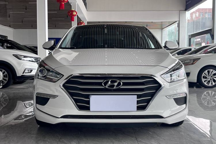 Used Hyundai Mistra 2019 1.8L Automatic Deluxe DLX Model China VI Standard