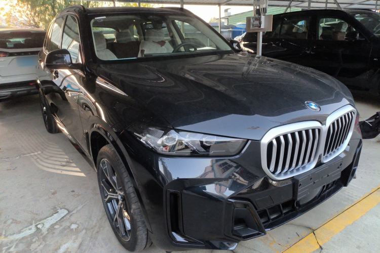 Used BMW X5 2023 xDrive 30Li Luxury M Sport Night Edition Package
