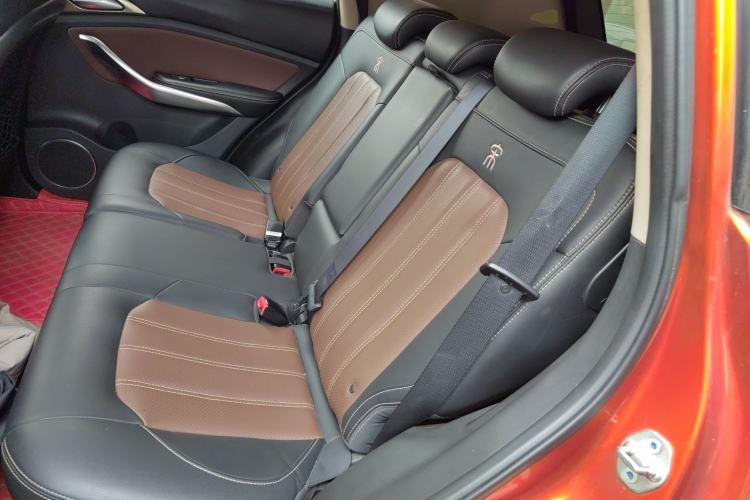 Used BYD Song 2017 Gaishi Upgrade Edition 1.5TI Manual Elite Model
