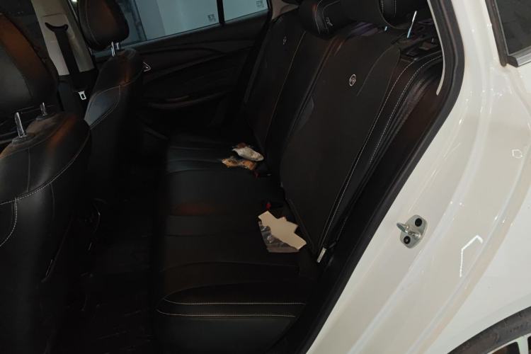 Used Roewe i5 2020 1.5L Automatic 4G Connect Luxury Flagship Edition
