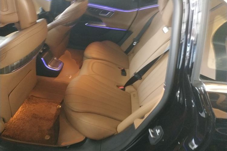 Used Mercedes-Benz E-Class 2025 E 300 L Stylish Model
