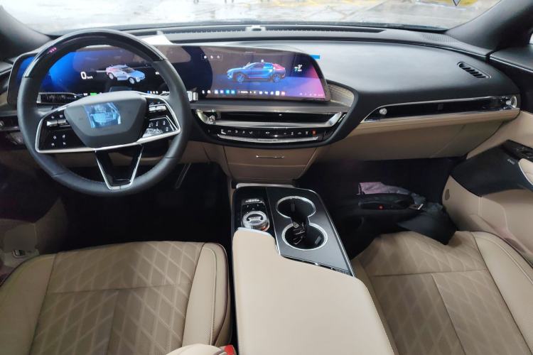 Used Cadillac LYRIQ 2022 Four-Wheel-Drive High-Performance Deluxe Edition