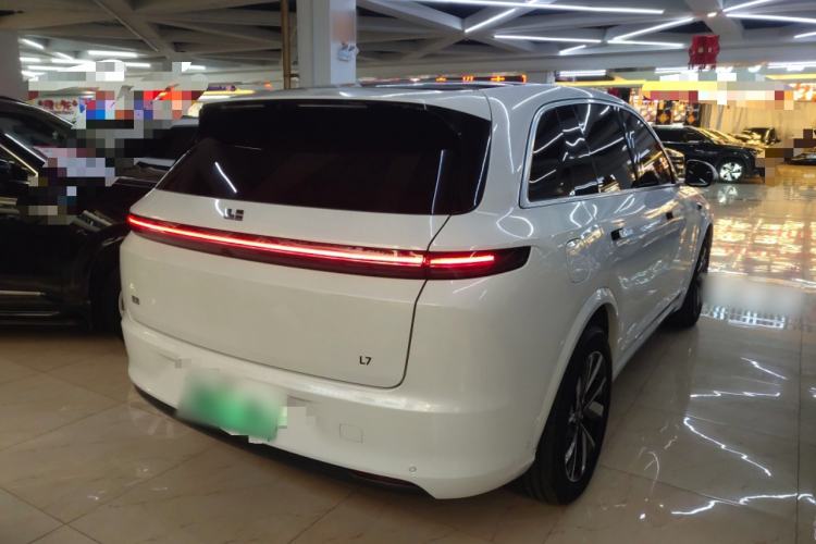 Used Li Auto L7 2023 Air model
