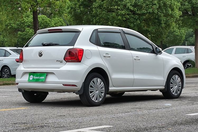 Used Volkswagen Polo 2016 1.6L Automatic Comfort Model
