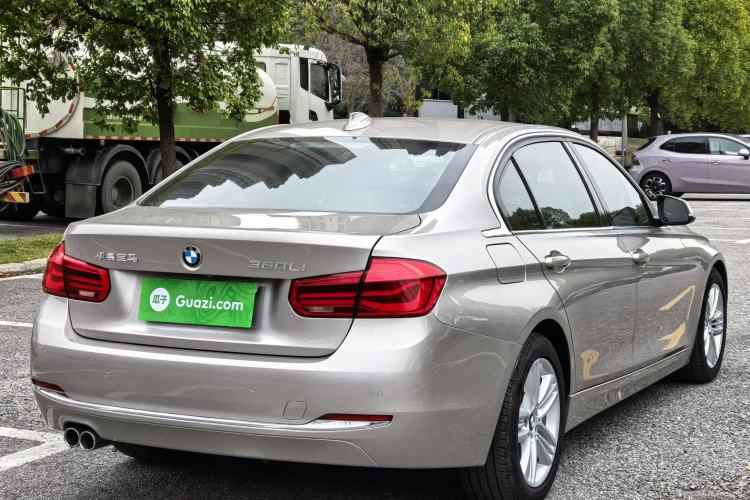 Used BMW 3 Series 2017 320Li Fashion Model
