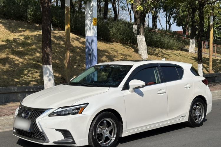 Used Lexus CT 2017 CT200h Comfort Edition Monochrome China V Standard