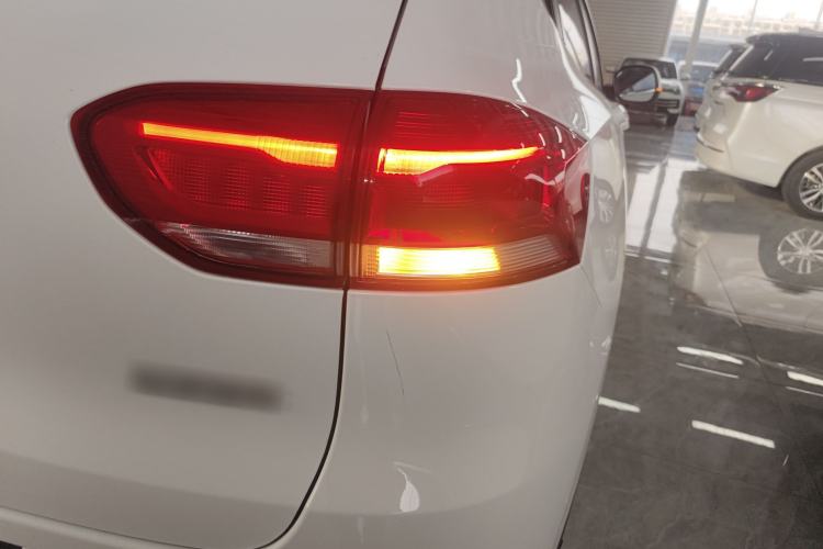 Used Haval H2s 2018 Red-Label 1.5T Dual-Clutch Fashion Edition