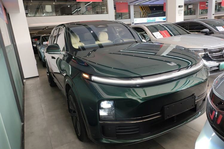 Used Li Auto L7 2023 Pro Model
