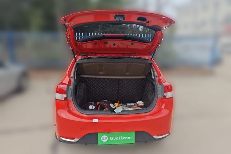 Used Kia K2 2015 Hatchback 1.4L AT GLS Cool Edition
