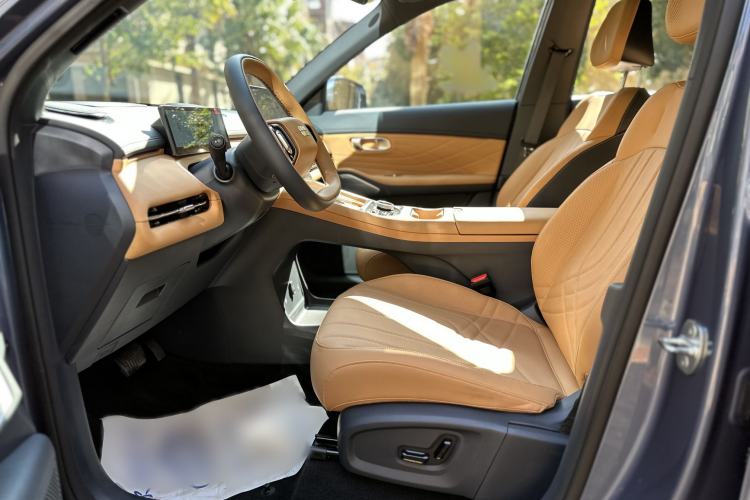 Used  Galaxy Xingjian 7 EM-i 2025 120km Flagship Edition