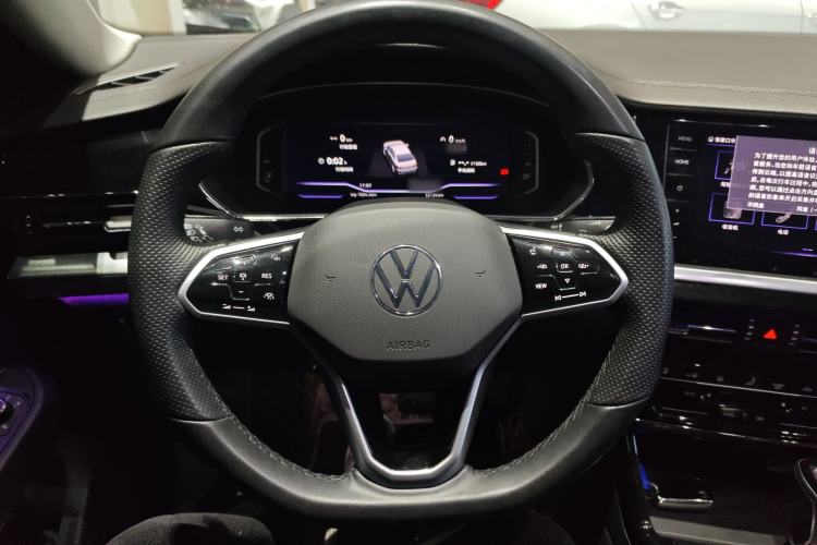 Used Volkswagen Passat 2022 330TSI Luxury Edition
