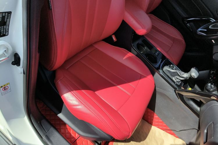 Used GAC Trumpchi GS4 2019 270T Automatic Two-Wheel Drive Luxury Smart Connectivity Model
