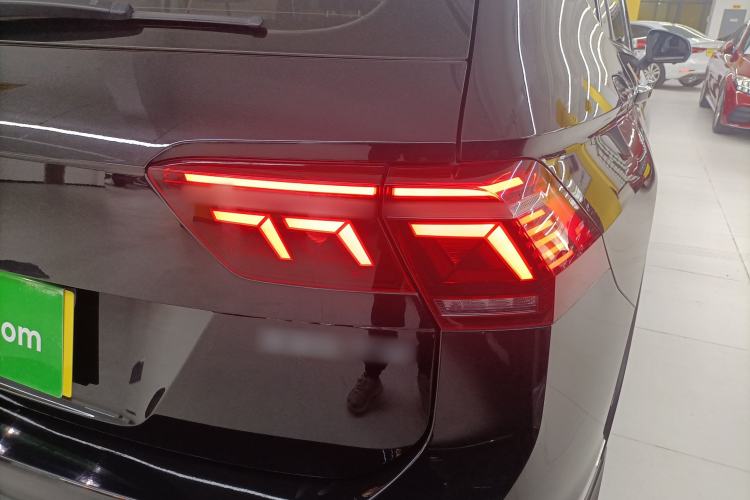 Used Volkswagen Tiguan L 2022 330TSI Automatic Two-Wheel Drive R-Line Enhanced Edition
