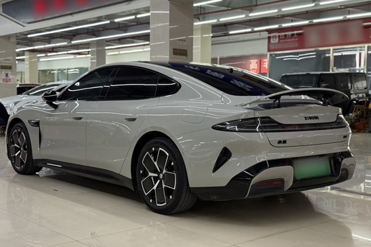 Used  SU7 2024 Rear-Drive Ultra-Long Range Advanced Pro-Level Intelligent Driving Version
