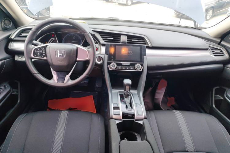 Used Honda Civic 2016 220TURBO CVT Luxury Edition
