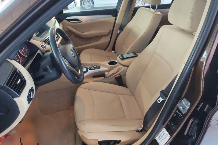 Used BMW X1 2014 sDrive18i Leading Model
