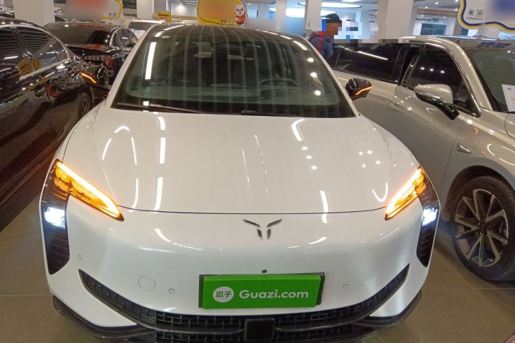 Used Hongqi EH7 2024 690 Pro
