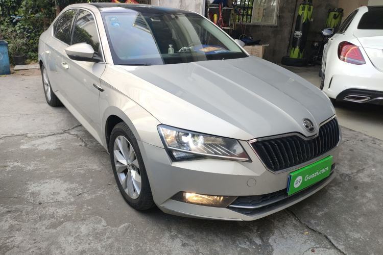 Used Skoda Superb 2016 TSI280 DSG Innovation Edition
