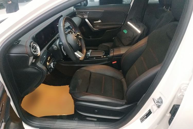 Used Mercedes-Benz A-Class 2024 Updated A 200 L Fashion Version
