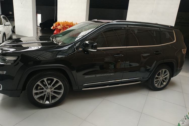 Used  Grand Commander 2018 2.0T Four-Wheel Drive Prestige Edition China V
