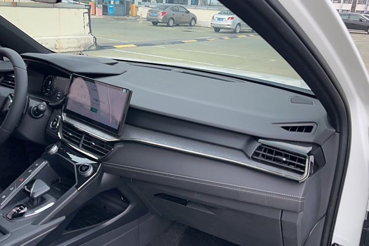 Used Lynk & Co 06 2023 Remix 1.5T JinPro
