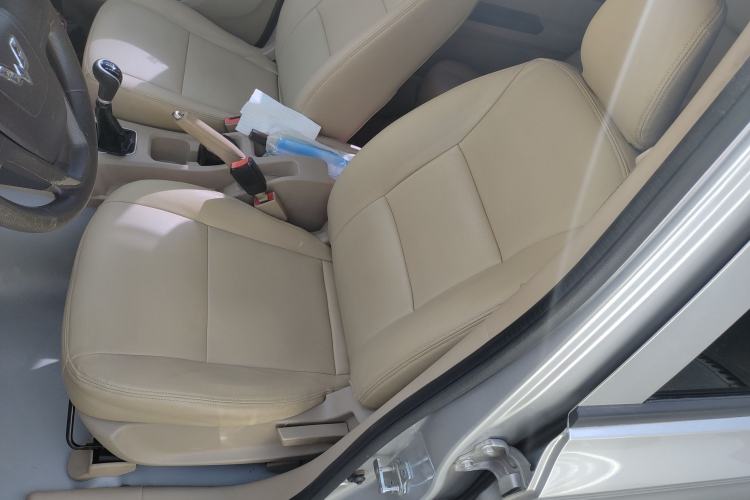 Used Wuling Hongguang 2015 1.5L S1 Standard China V-Emission Standards
