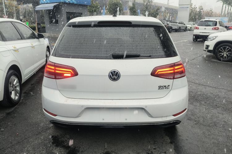 Used Volkswagen Golf 2020 200TSI DSG Comfortable and Ambitious Edition
