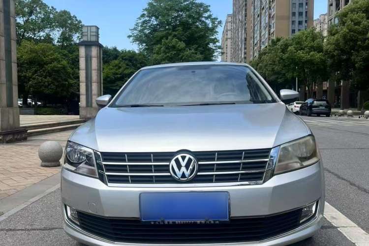 Used Volkswagen Lavida 2013 Restyled Classic 1.6L Automatic Comfort Edition
