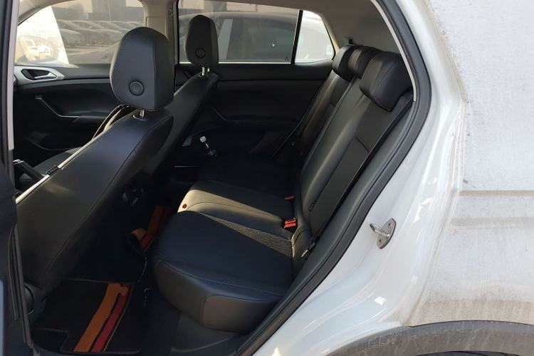 Used Volkswagen Tacqua 2023 200TSI DSG Joy-Connect Edition
