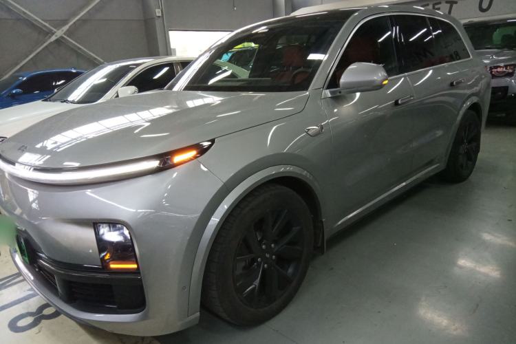 Used Li Auto L8 2023 Pro Model
