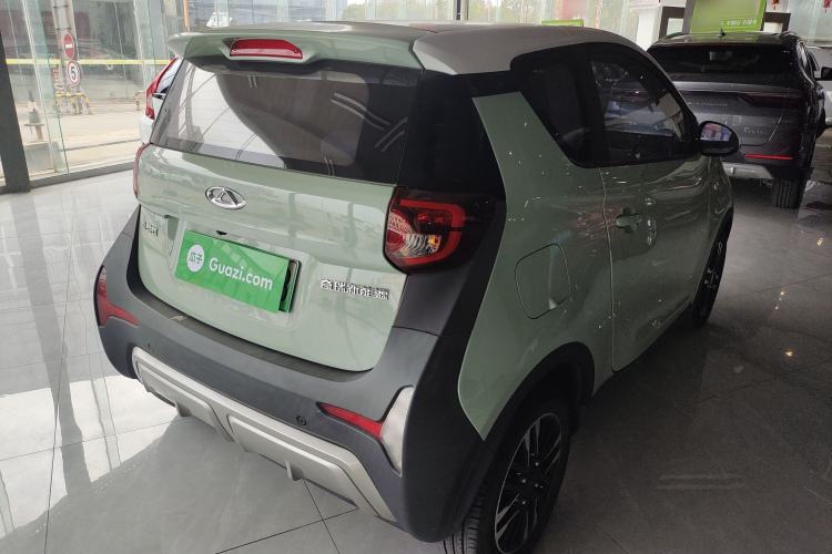 Used Chery Little Ant 2022 Revised Version Sweet Pink Edition Half-Sugar Version Lithium Iron Phosphate 30.7 kWh 30 kW 301 km
