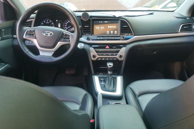 Used Hyundai Elantra 2016 1.6L Automatic ZhiXuan · Flagship Edition
