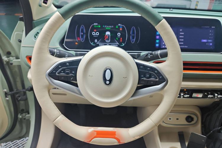 Used ORA Good Cat 2023 401 km Standard Range Prestige Version Lithium Iron Phosphate