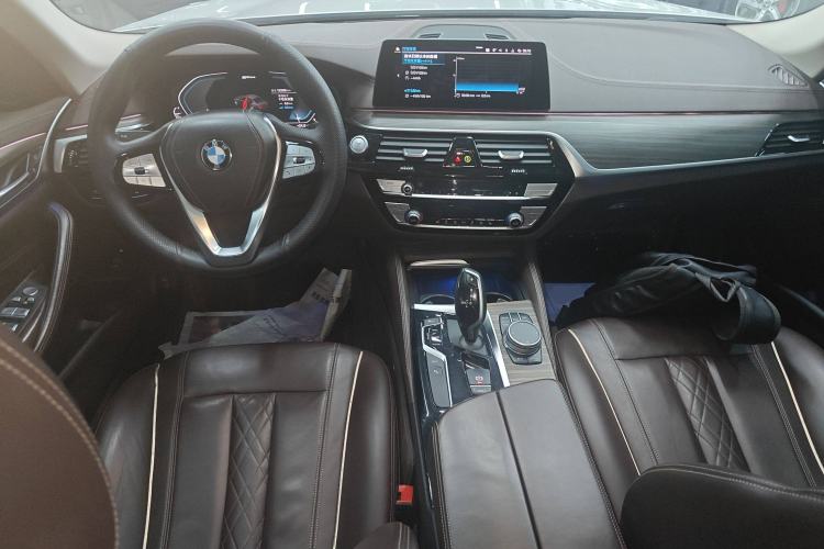 Used BMW 5 Series New Energy 2020 Mileage Upgrade Version 530Le Luxury Package
