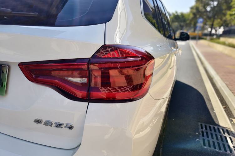 Used BMW iX3 2021 Updated Leading Edition
