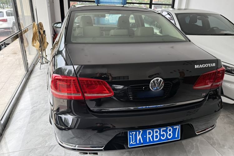 Used Volkswagen Magotan 2015 Revised 1.8TSI Prestige Version
