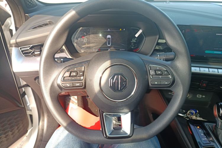 Used MG 5 2023 180 DVVT CVT Luxury Edition
