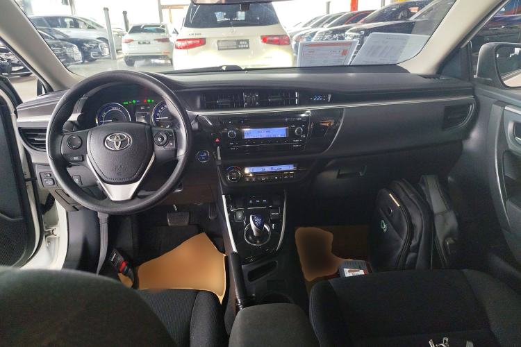 Used Toyota Levin 2017 Revised Dual-Engine 1.8H GS E-CVT Elite Sunroof Version China V Standard
