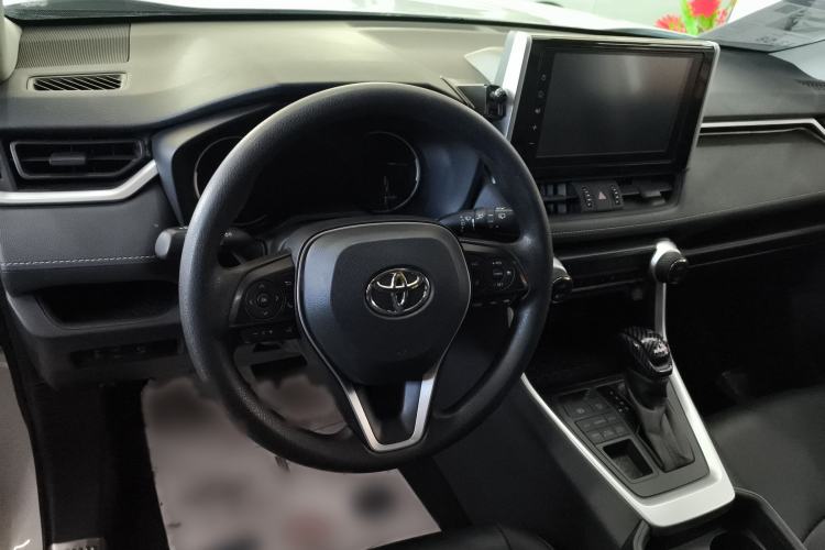 Used Toyota RAV4 2020 2.0L CVT 4x4 Trend Edition
