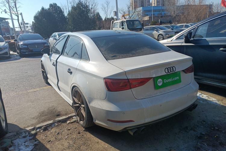 Used Audi A3 2014 Limousine 35 TFSI Automatic Comfort Model
