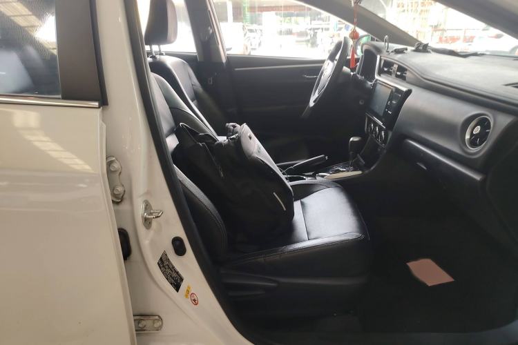 Used Toyota Corolla 2017 Revised Version 1.2T S-CVT GL-i Leather Edition
