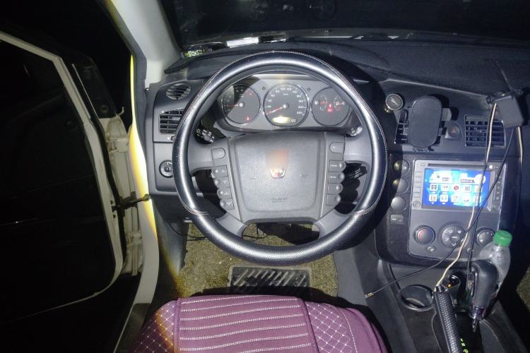 Used Roewe W5 2014 1.8T 2WD Automatic Tharu Special Edition
