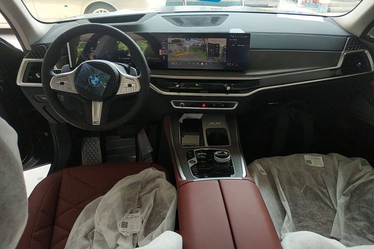 Used BMW X5 2023 xDrive 30Li Luxury M Sport Night Edition Package
