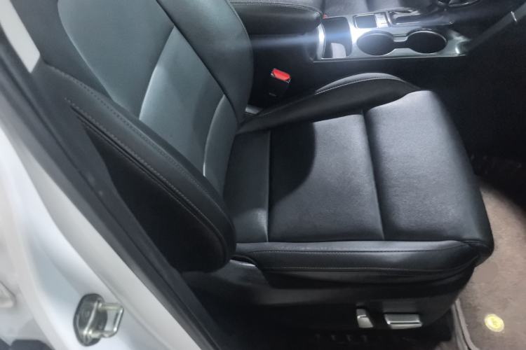 Used Kia KX5 2016 1.6T Automatic Two-Wheel Drive DLX
