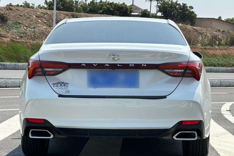 Used Toyota Avalon 2019 2.0L Luxury Edition China VI Standard
