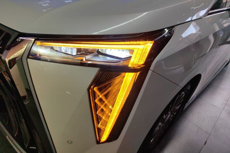 Used GAC Trumpchi M8 2023 Zongshi Series 400T Flagship Edition
