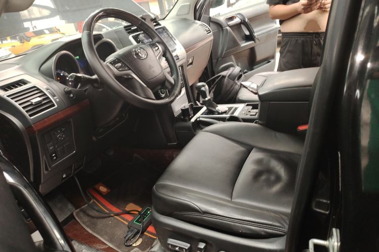 Used Toyota Prado 2016 2700 TX Base Edition
