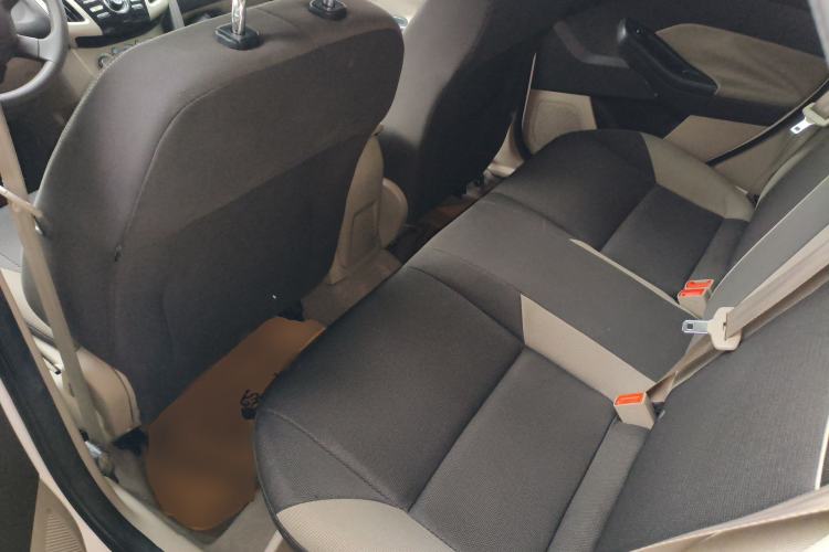 Used Ford Focus 2012 Sedan 1.6L Automatic Comfort Model
