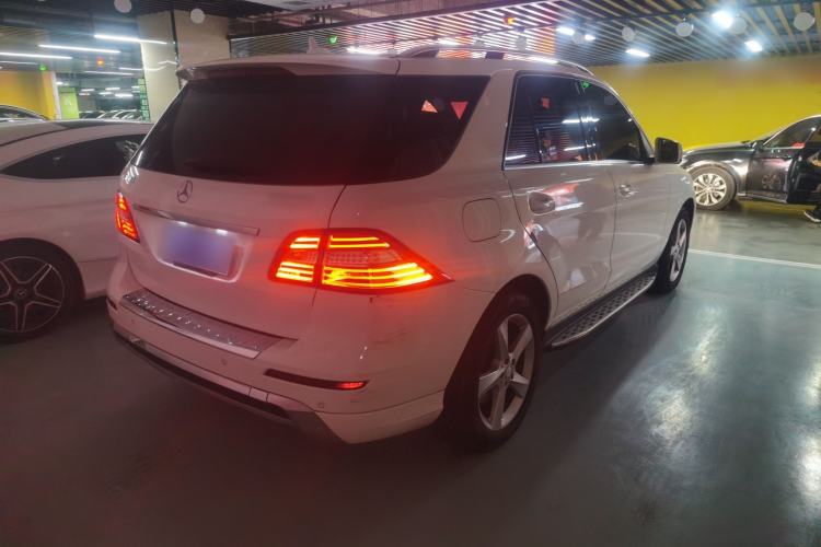 Used Mercedes-Benz M-Class 2014 ML 400 4MATIC Dynamic Model
